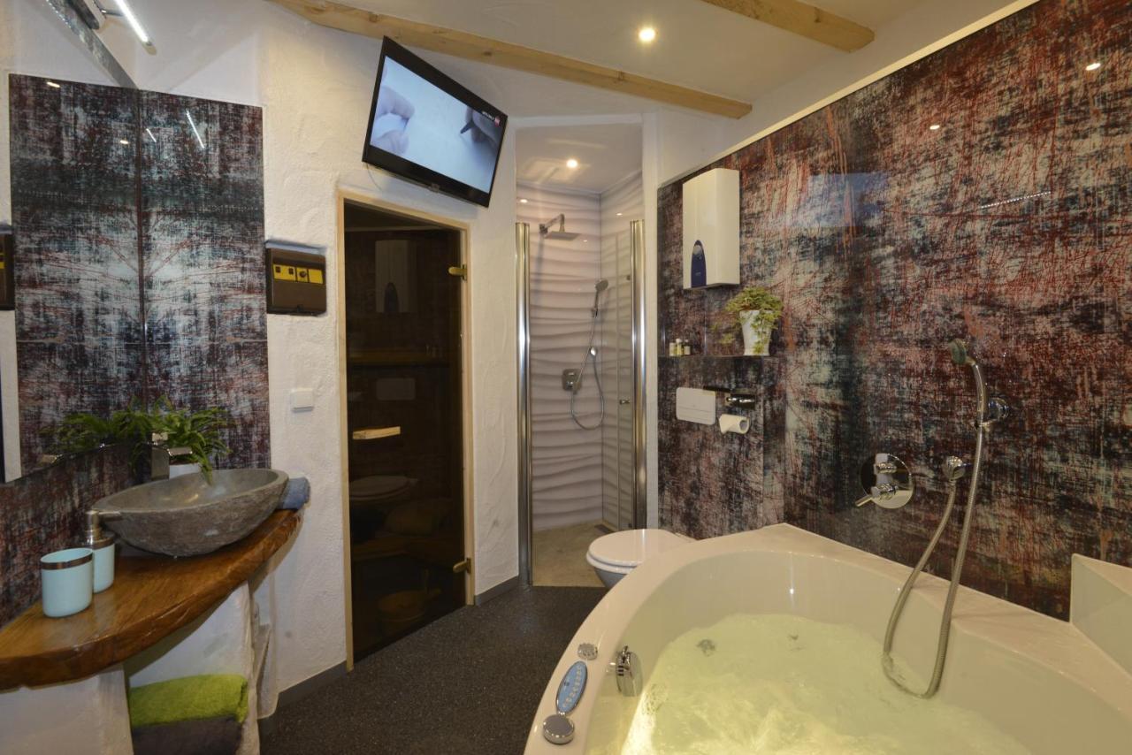 Eifel Kate, Relaxen Mit Sauna Und Whirlpool Dahlem  Extérieur photo